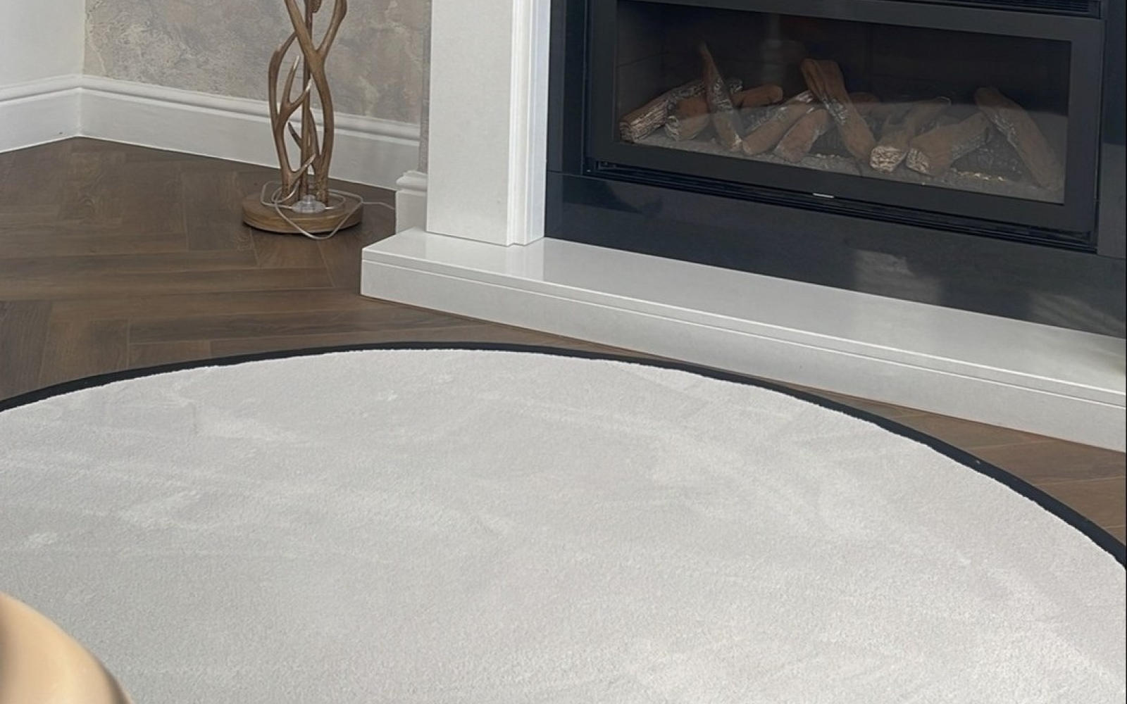 Cheshire Silk Cotton Rug/Black Border