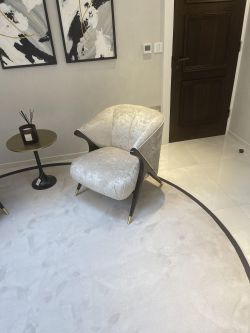 Cheshire Silk Nude Rug/Charcoal Border