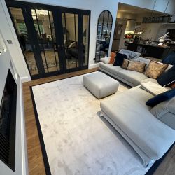 Cheshire Silk Nude Rug/Navy Border
