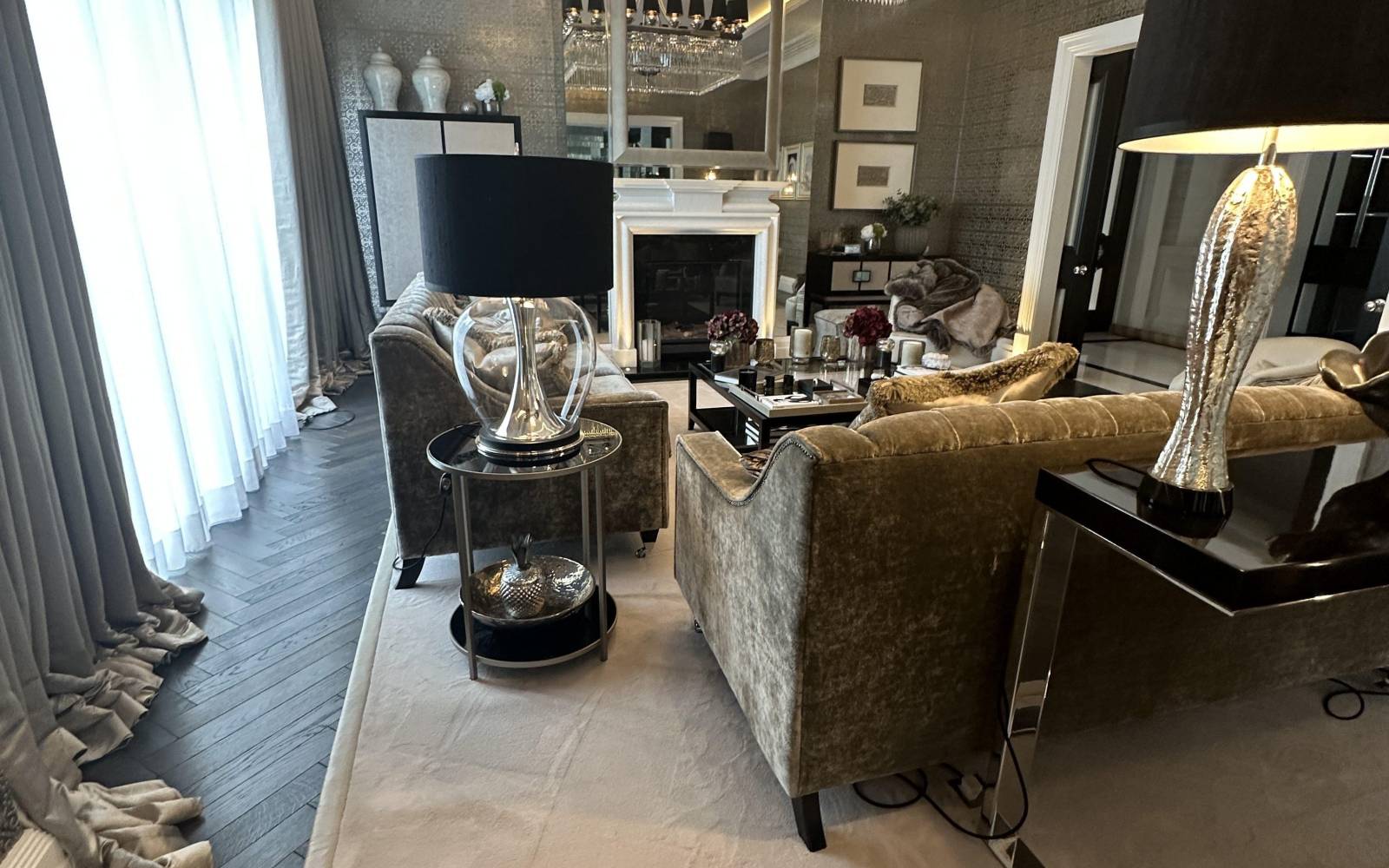 Cheshire Silk Nude Rug/Vanilla Border
